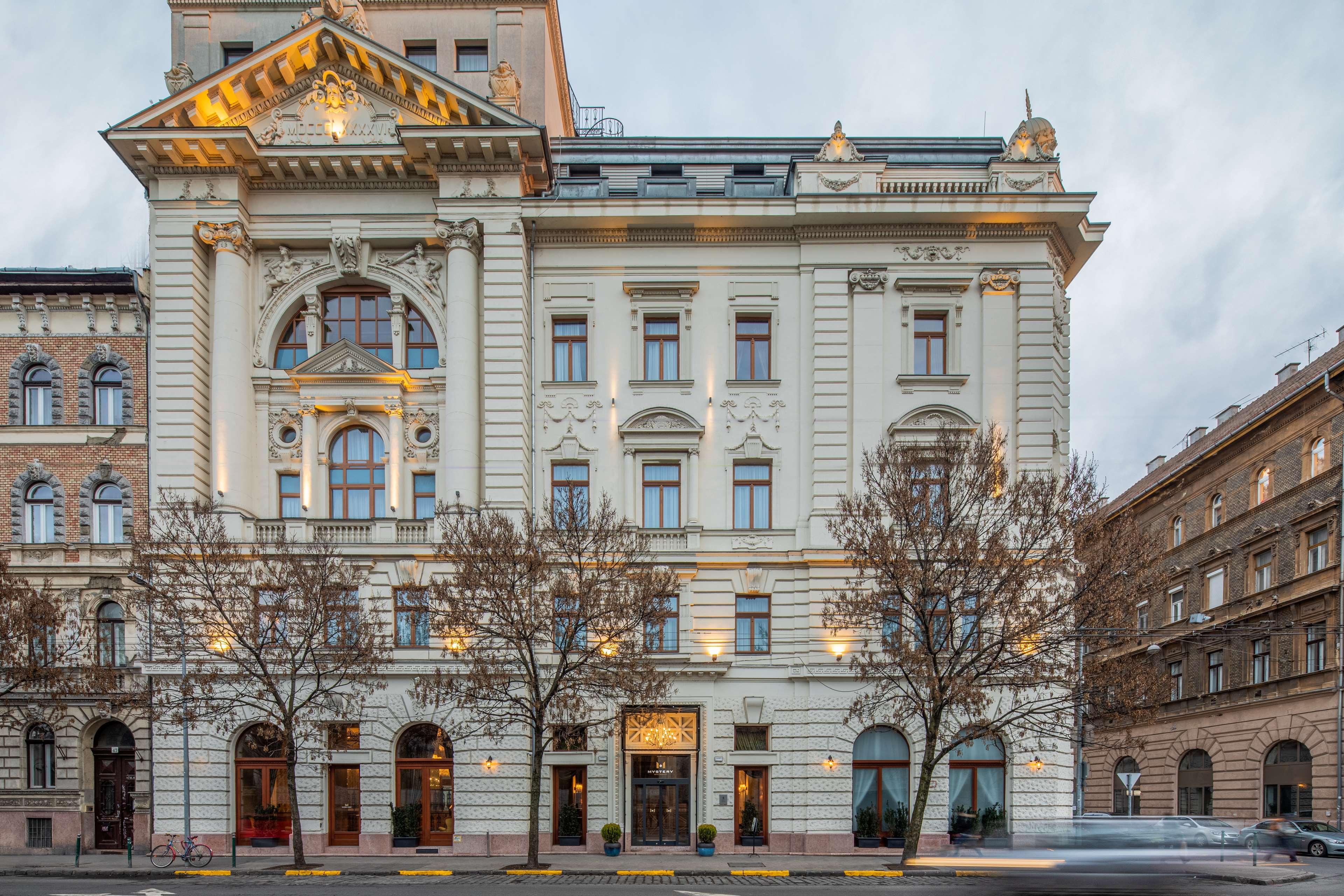 Mystery Hotel Budapest Bagian luar foto